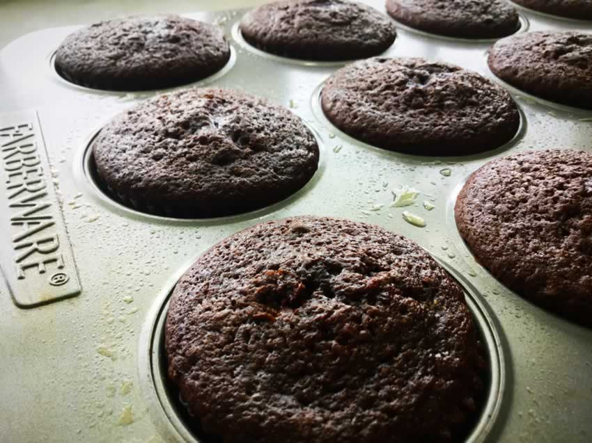 Cooling chocolate cupcakes