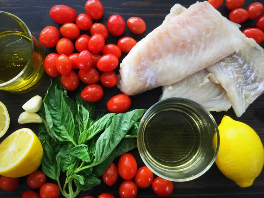 Pan-Seared Cod in White Wine Tomato Basil Sauce Ingredients
