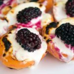 Roasted Apricots With Mascarpone and Blackberries