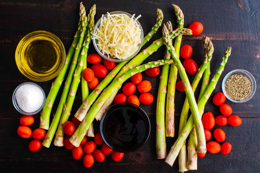 Caprese Roasted Asparagus Ingredients