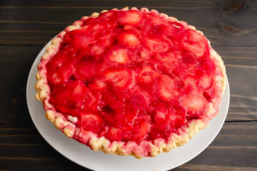 Chilled Strawberry Cream Pie before topping